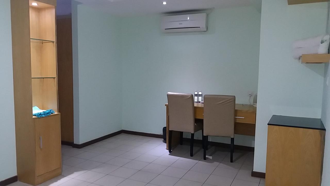 Fratini's Hotel Labuan Esterno foto